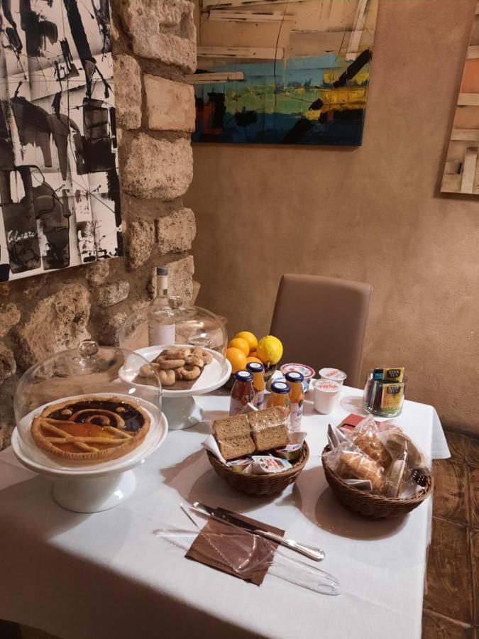 Affittacamere La Piazzetta Anagni Eksteriør bilde